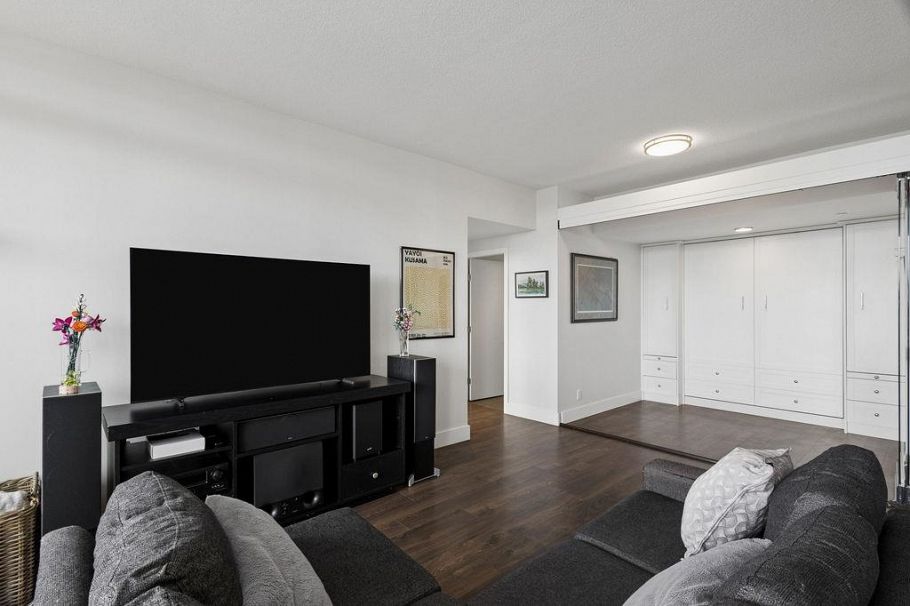 2303 1550 Fern Street North Vancouver, BC - 8