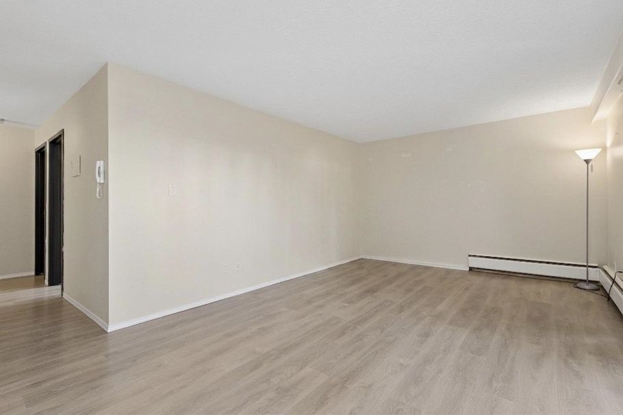 112 2222 Cambridge Street Vancouver, BC - 2