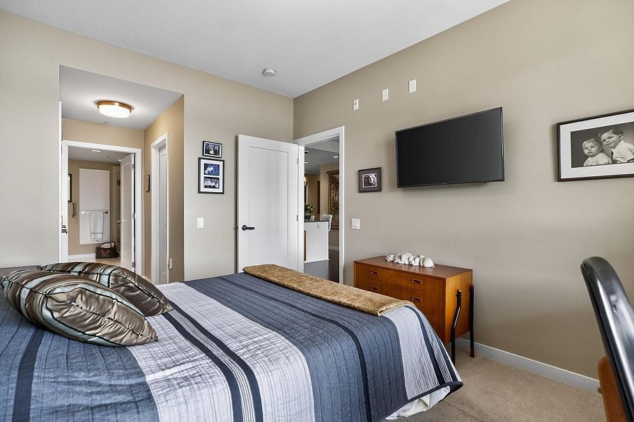 402 3911 Cates Landing Way North Vancouver, BC - 18