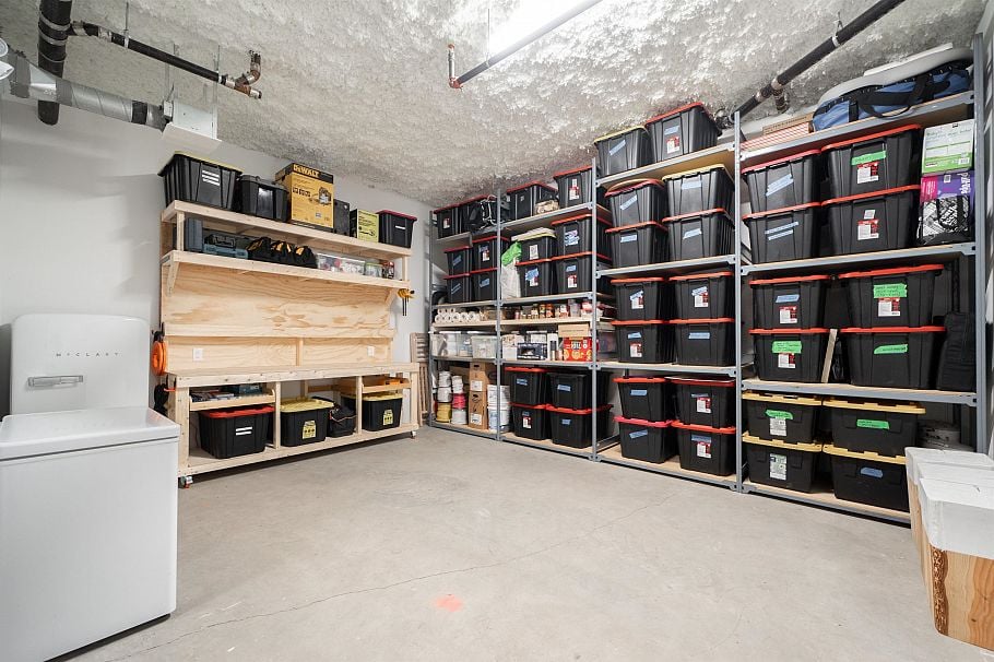 650 E 2nd Street North Vancouver, BC - 4