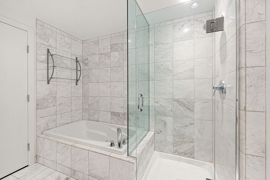 1002 499 Broughton Street Vancouver, BC - 32
