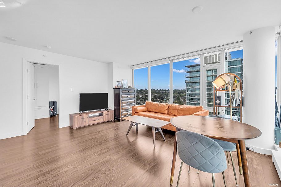 2304 8131 Nunavut Lane Vancouver, BC - 2