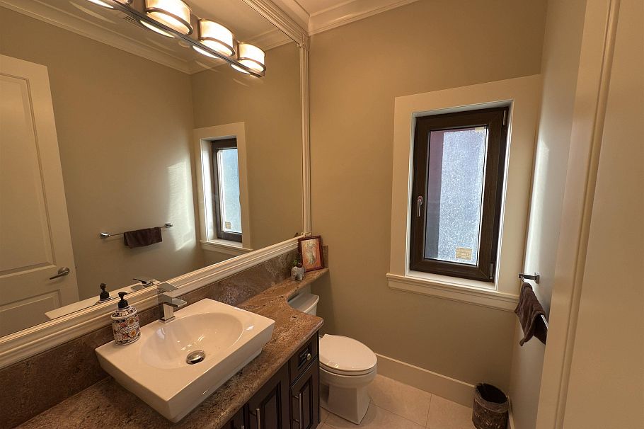 7689 Jasper Crescent Vancouver, BC - 12
