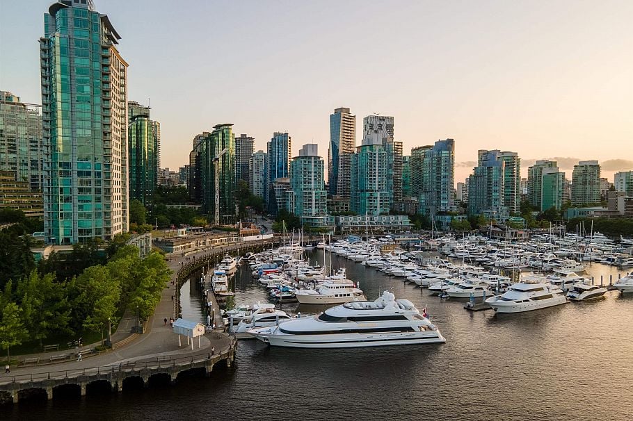 1002 499 Broughton Street Vancouver, BC - 5