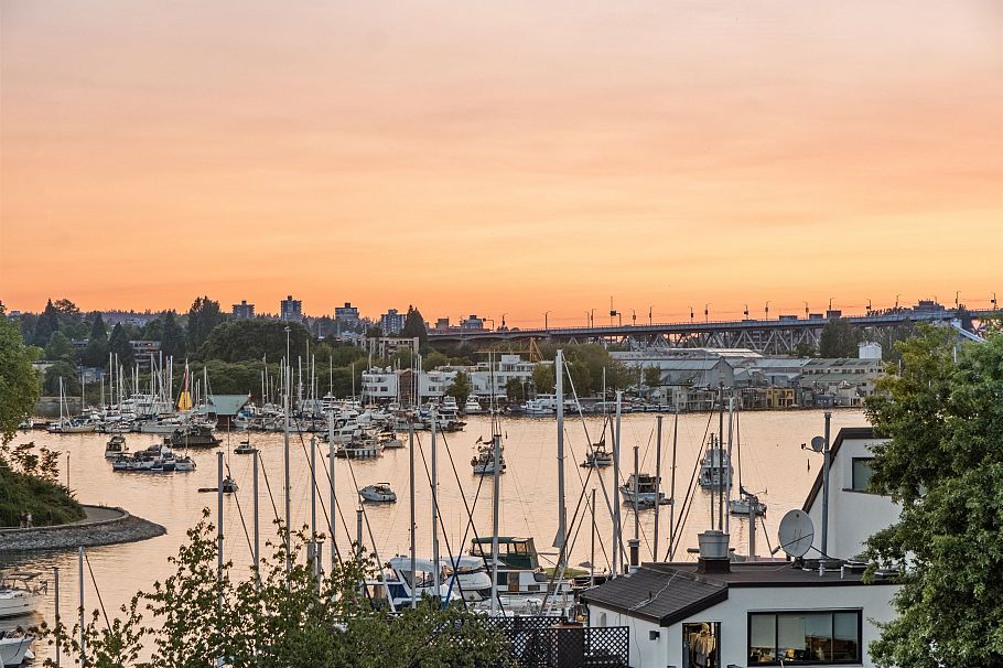 601 456 Moberly Road Vancouver, BC - 7