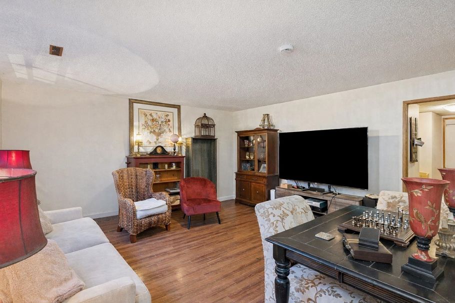 875 Porteau Place North Vancouver, BC - 12