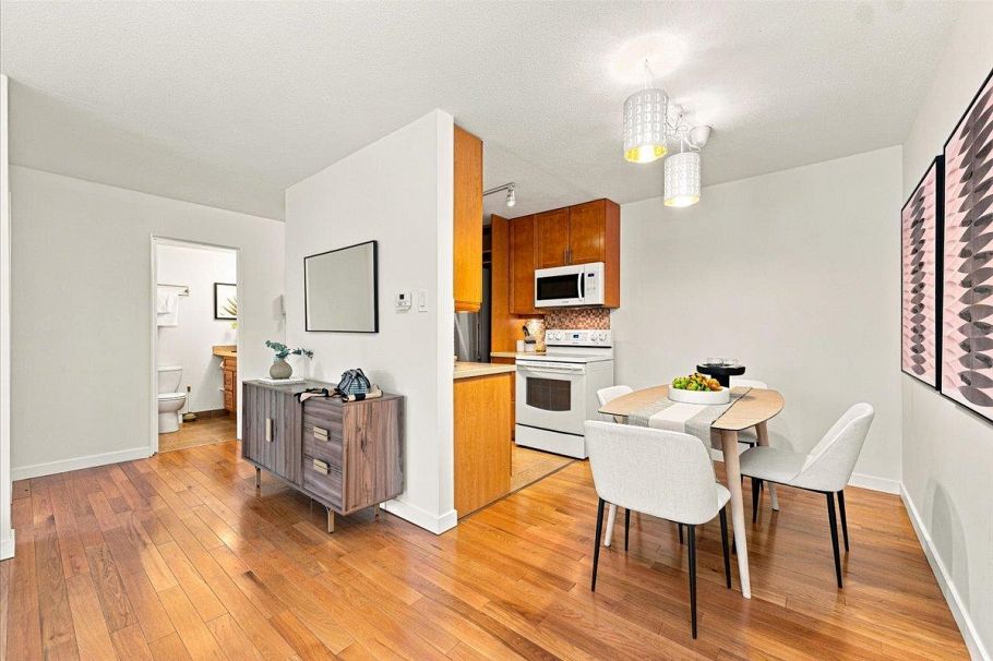 208 3787 W 4th Avenue Vancouver, BC - 5