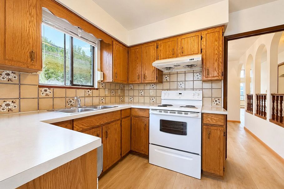 3292 E 43rd Avenue Vancouver, BC - 16