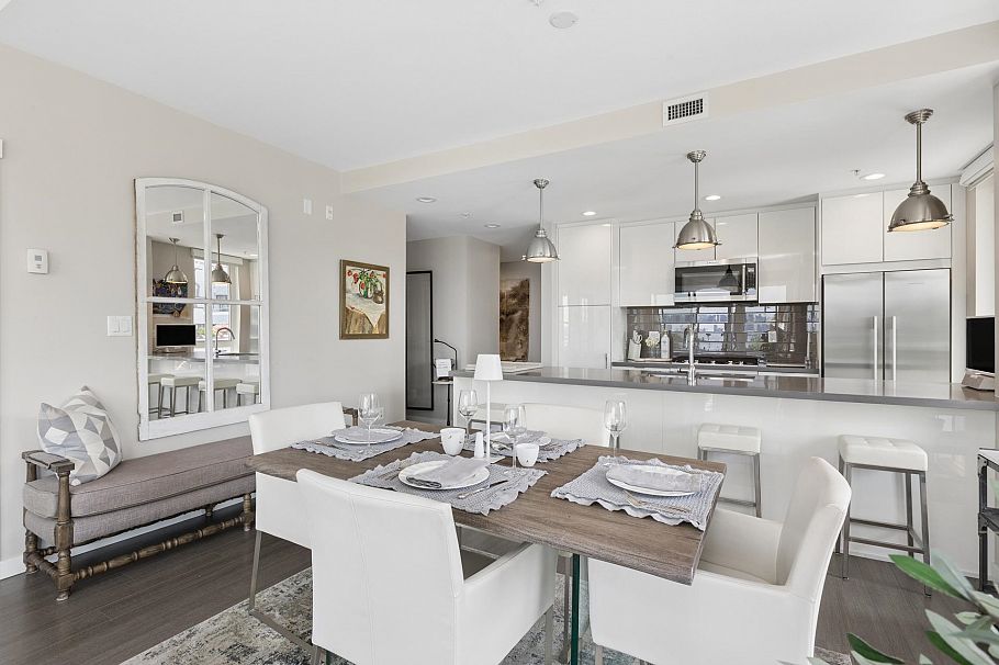 324 255 W 1st Street North Vancouver, BC - 9