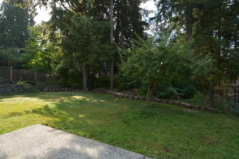 929 Prospect Avenue North Vancouver, BC - 17