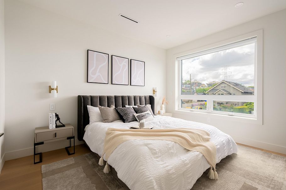1 3645 Dundas Street Vancouver, BC - 13
