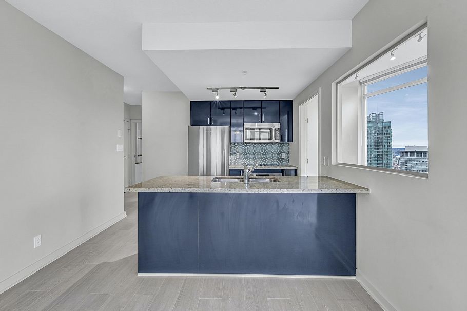 3201 1188 W Pender Street Vancouver, BC - 10