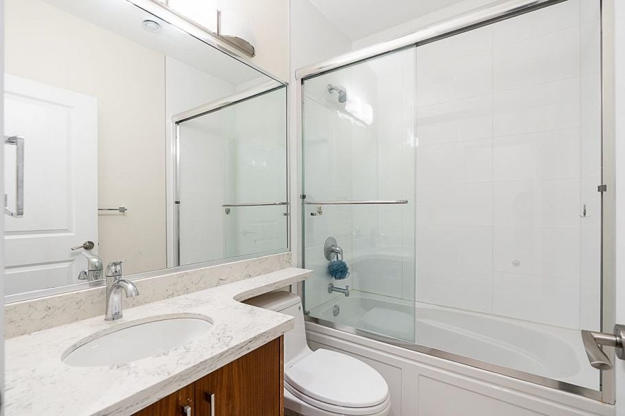 152 W 48th Avenue Vancouver, BC - 33
