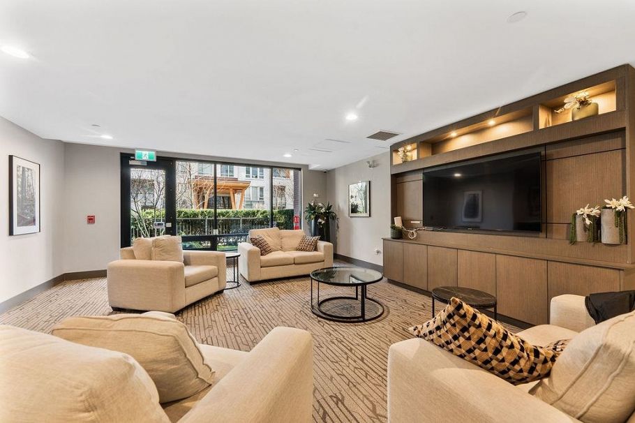 3 2651 Library Lane North Vancouver, BC - 24