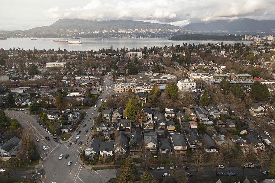 1 2755 W 11th Avenue Vancouver, BC - 36