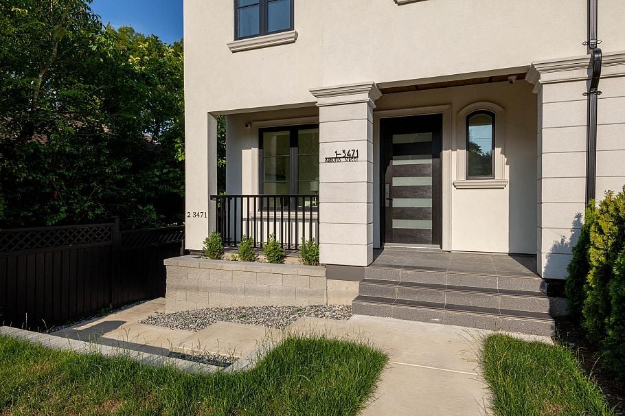 3469 Arbutus Street Vancouver, BC - 3