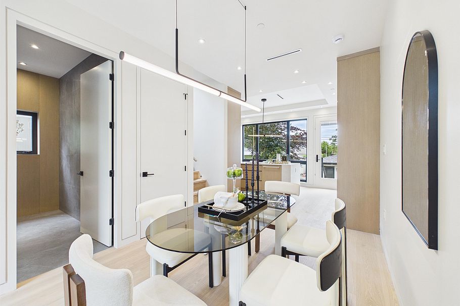 2230 W 21st Avenue Vancouver, BC - 8