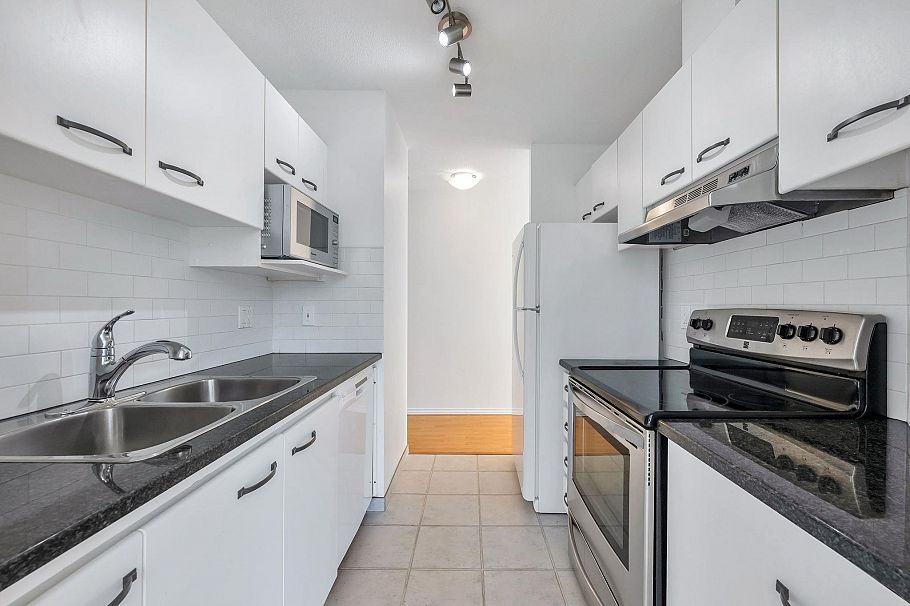 708 1188 Richards Street Vancouver, BC - 15