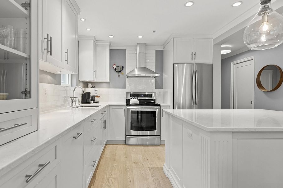 103 2121 W 5th Avenue Vancouver, BC - 5