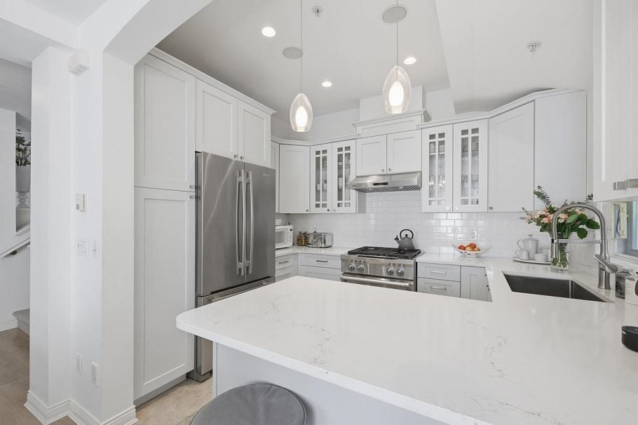 5338 Larch Street Vancouver, BC - 12