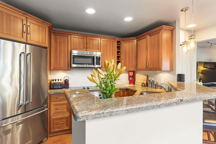 102 2535 York Avenue Vancouver, BC - 7