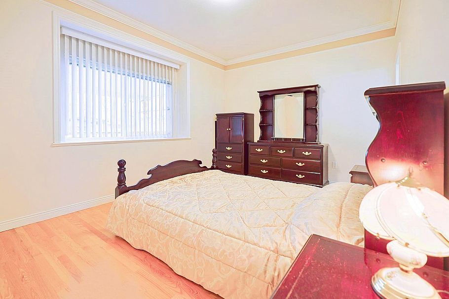 6915 Dumfries Street Vancouver, BC - 16