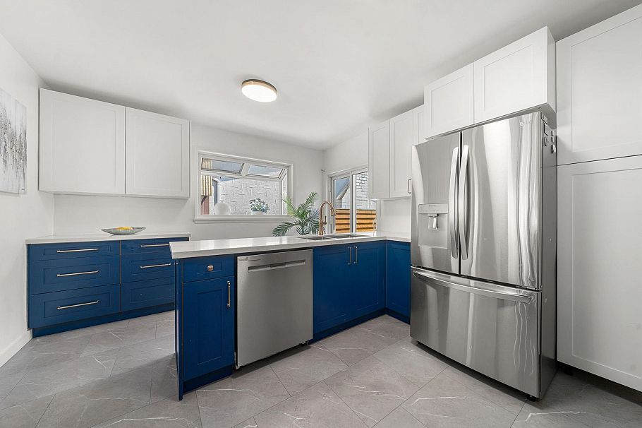 1118 Wendel Place North Vancouver, BC - 13