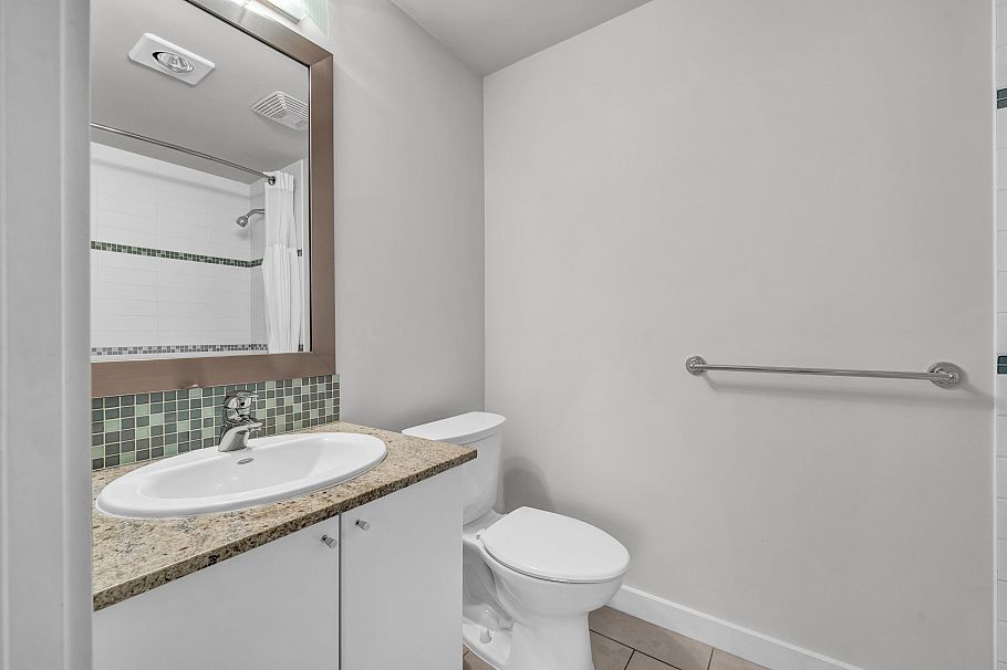 3201 1188 W Pender Street Vancouver, BC - 13