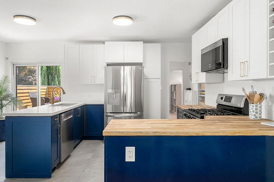 1118 Wendel Place North Vancouver, BC - 14