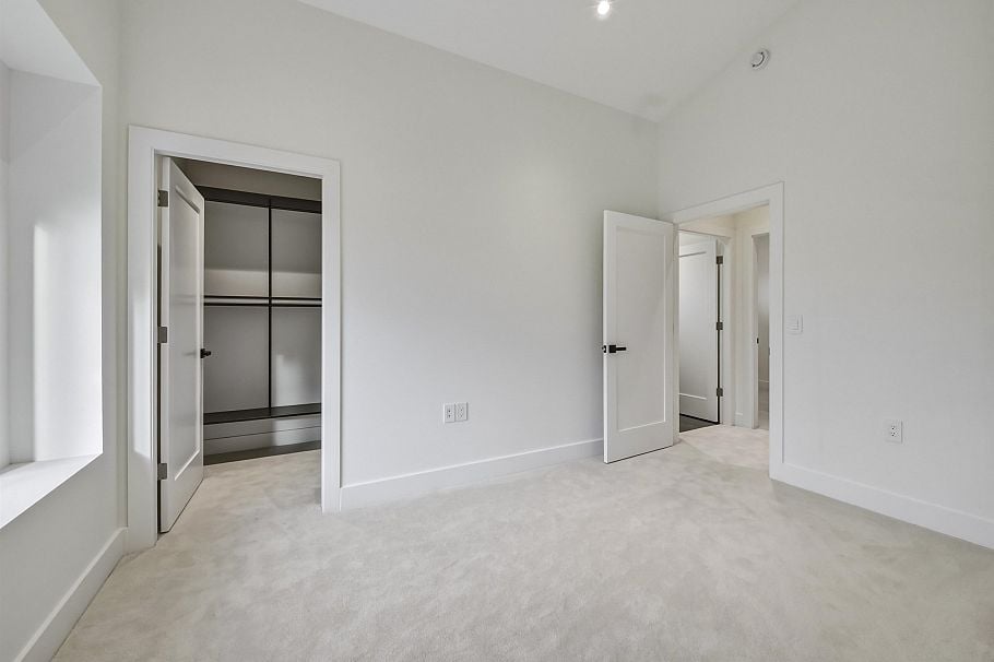 2 2339 Parker Street Vancouver, BC - 19