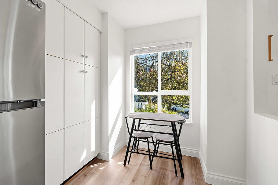 8433 Jellicoe Street Vancouver, BC - 5
