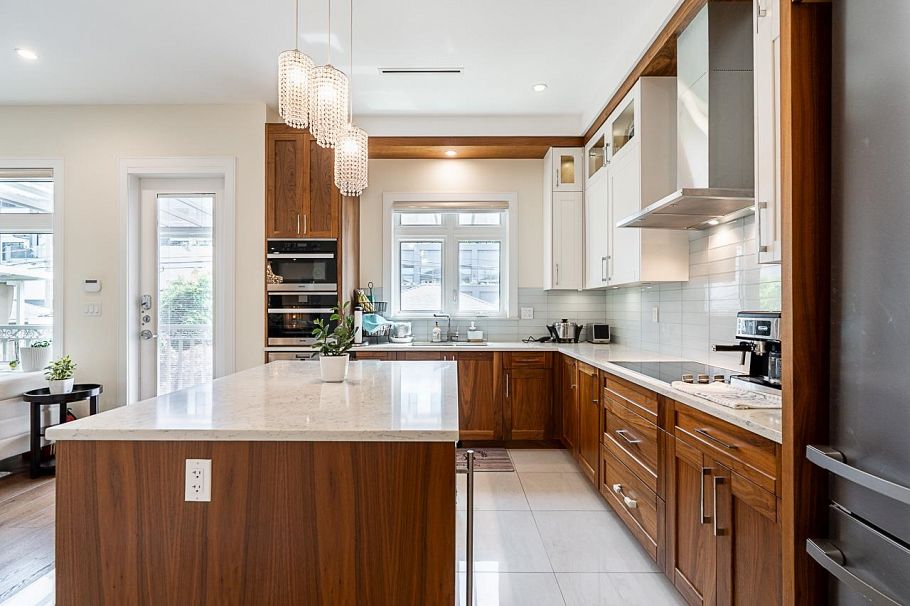152 W 48th Avenue Vancouver, BC - 13