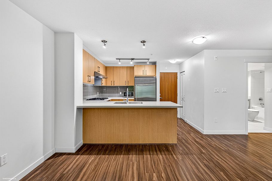 220 3163 Riverwalk Avenue Vancouver, BC - 16