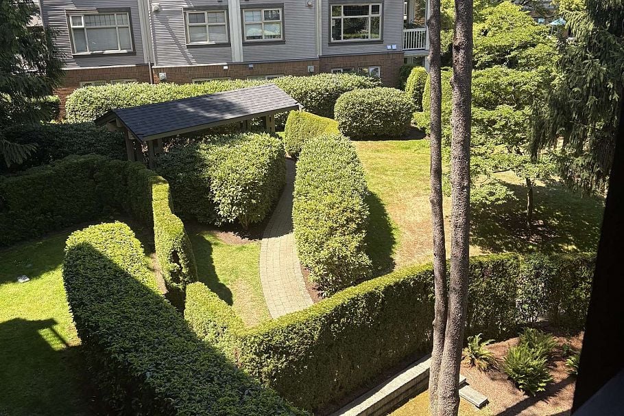 305 4885 Valley Drive Vancouver, BC - 12