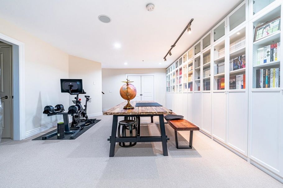 6386 Larkin Drive Vancouver, BC - 35