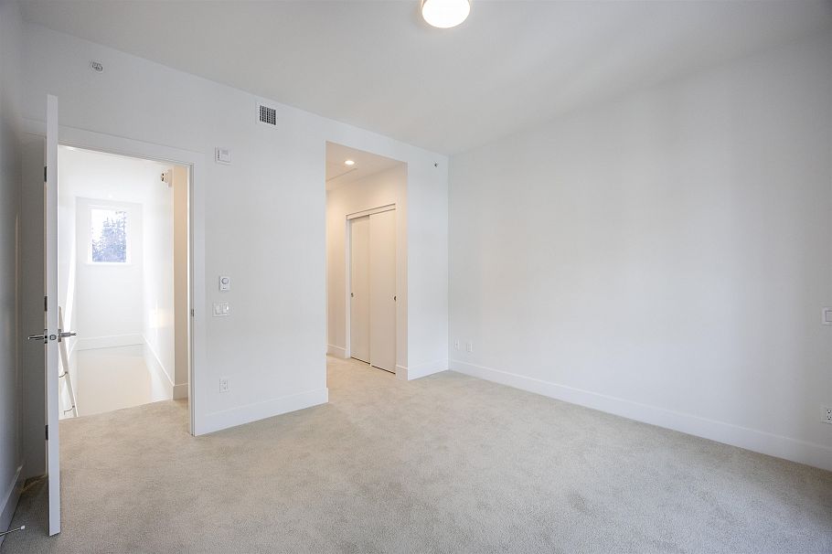 102 2322 Emery Court Vancouver, BC - 20