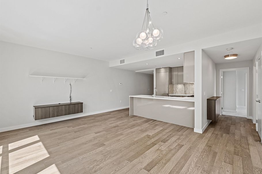 204 4080 Yukon Street Vancouver, BC - 7