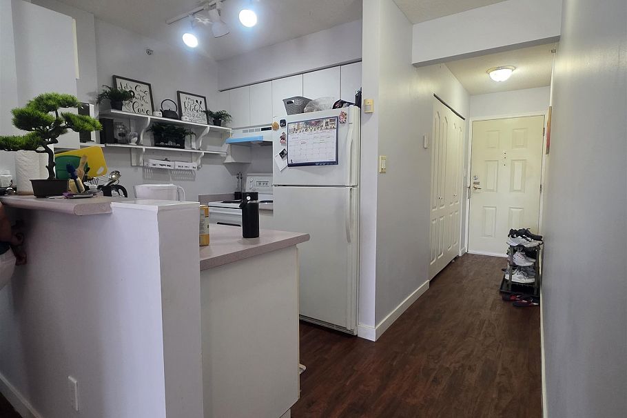 607 3455 Ascot Place Vancouver, BC - 5