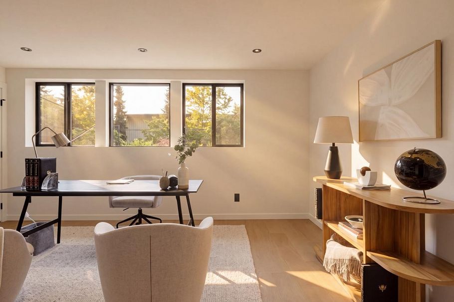 1008 W 17th Street North Vancouver, BC - 13