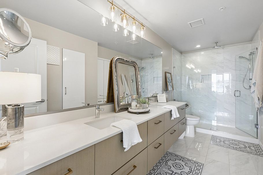 324 255 W 1st Street North Vancouver, BC - 24