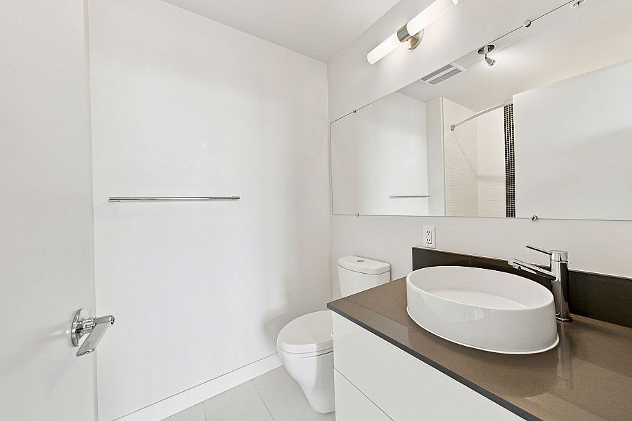 709 2788 Prince Edward Street Vancouver, BC - 32
