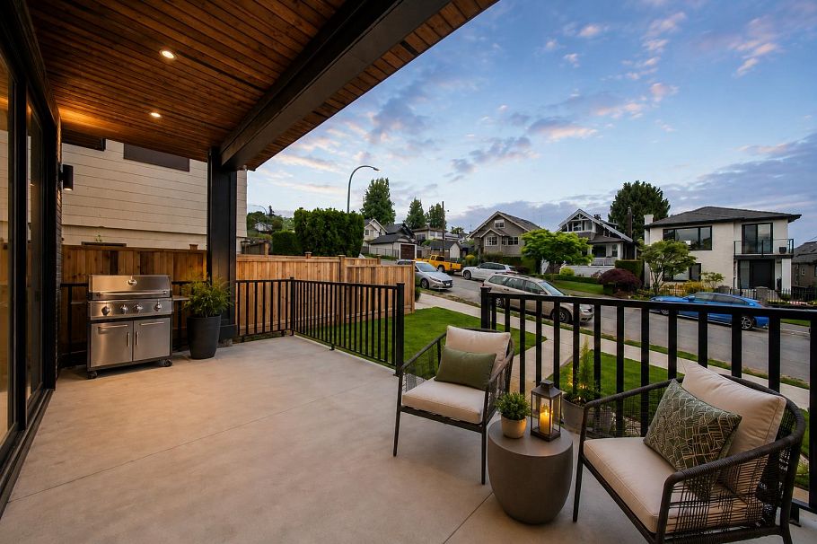 1 3645 Dundas Street Vancouver, BC - 11
