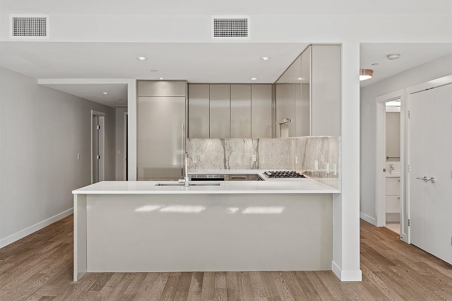 204 4080 Yukon Street Vancouver, BC - 10