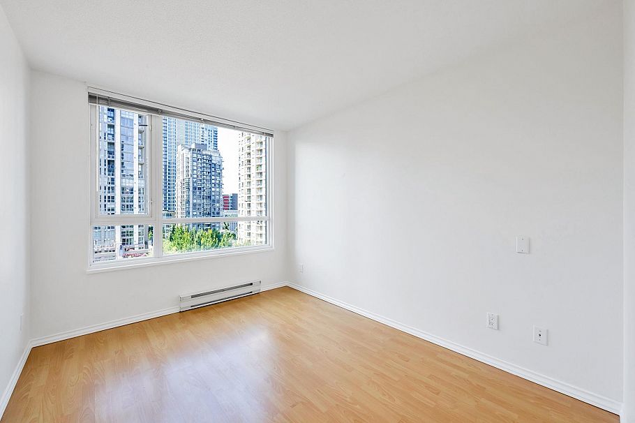 708 1188 Richards Street Vancouver, BC - 16