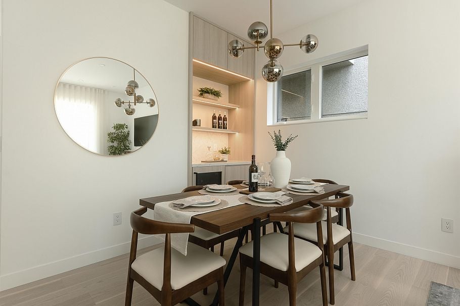 1 2755 W 11th Avenue Vancouver, BC - 10