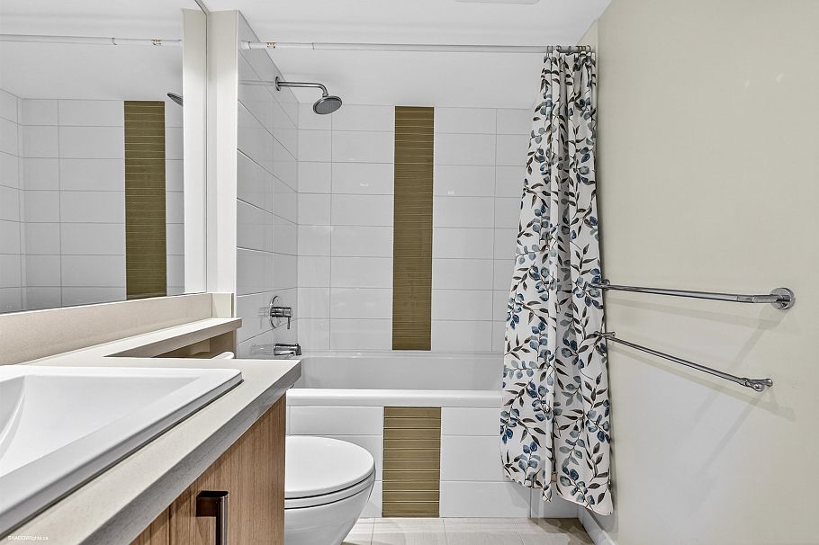 220 3163 Riverwalk Avenue Vancouver, BC - 26