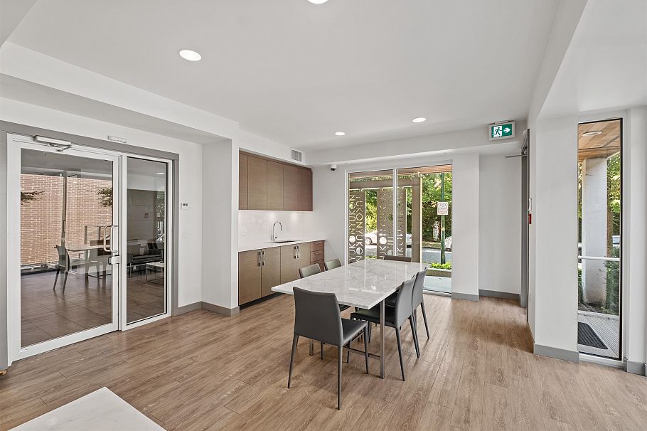 204 4080 Yukon Street Vancouver, BC - 24