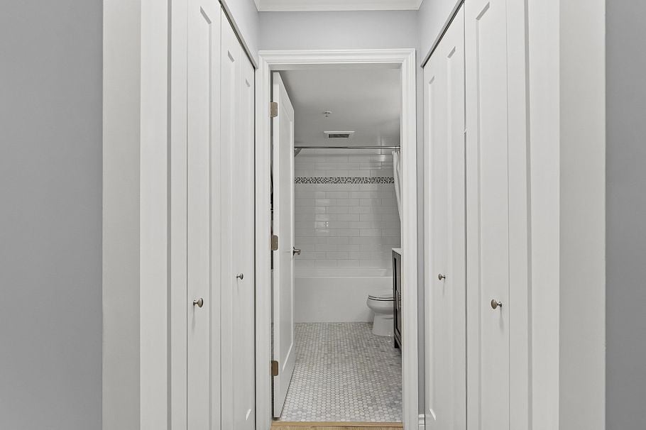 103 2121 W 5th Avenue Vancouver, BC - 20