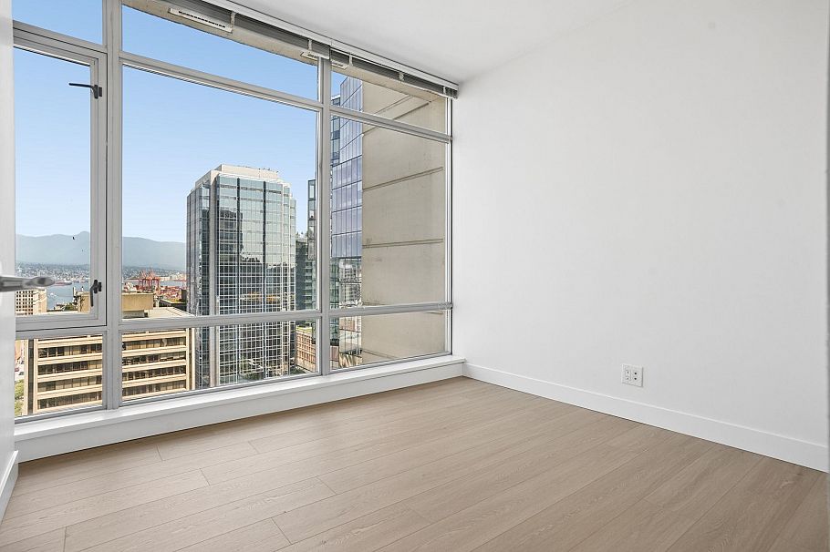 2206 788 Richards Street Vancouver, BC - 11