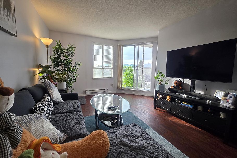 607 3455 Ascot Place Vancouver, BC - 3